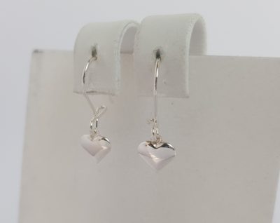 Hopea sydän korvakorut - Hopeakorvakorut - 3256180000 - 1