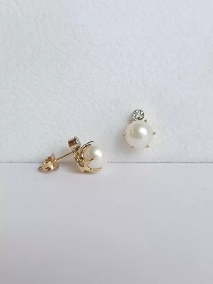 Kulta 6mm helmikorvakorut 2x0,01 ct - Keltakultakorvakorut - 7214930000 - 1