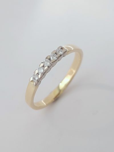 Keltakultainen Timanttisormus - Keltakultakorut - 3461 - 1