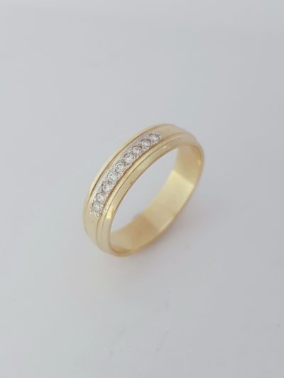 TOP GOLD KELTAKULTAINEN TIMANTTISORMUS - Keltakultasormukset - 3441 - 1