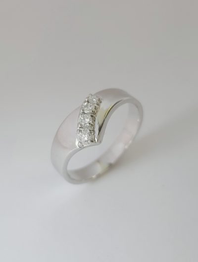 Valkokultainen Timanttisormus - Valkokultasormukset - 3293 - 1