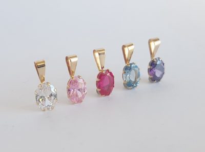 KOTIMAINEN KELTAKULTAINEN KIVIRIIPUS - Keltakultakaulakorut - 2044 - 1